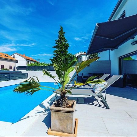 Villa Mondo Adria Njivice Exterior photo
